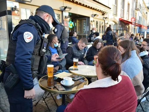 Opération contrôle du Pass sanitaire à Vannes, mercredi soir